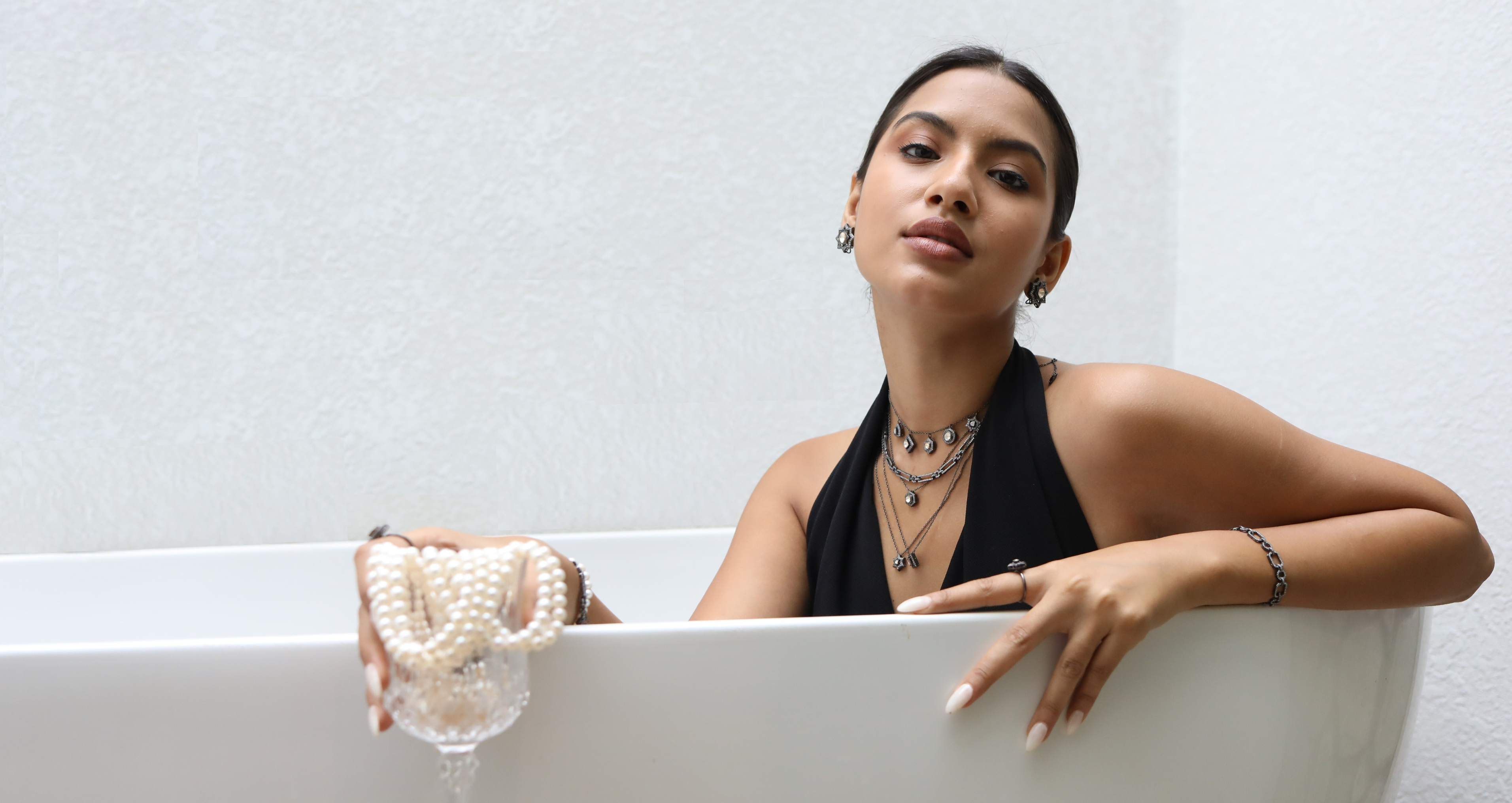 Necklacesslider_item_rVt7Mx