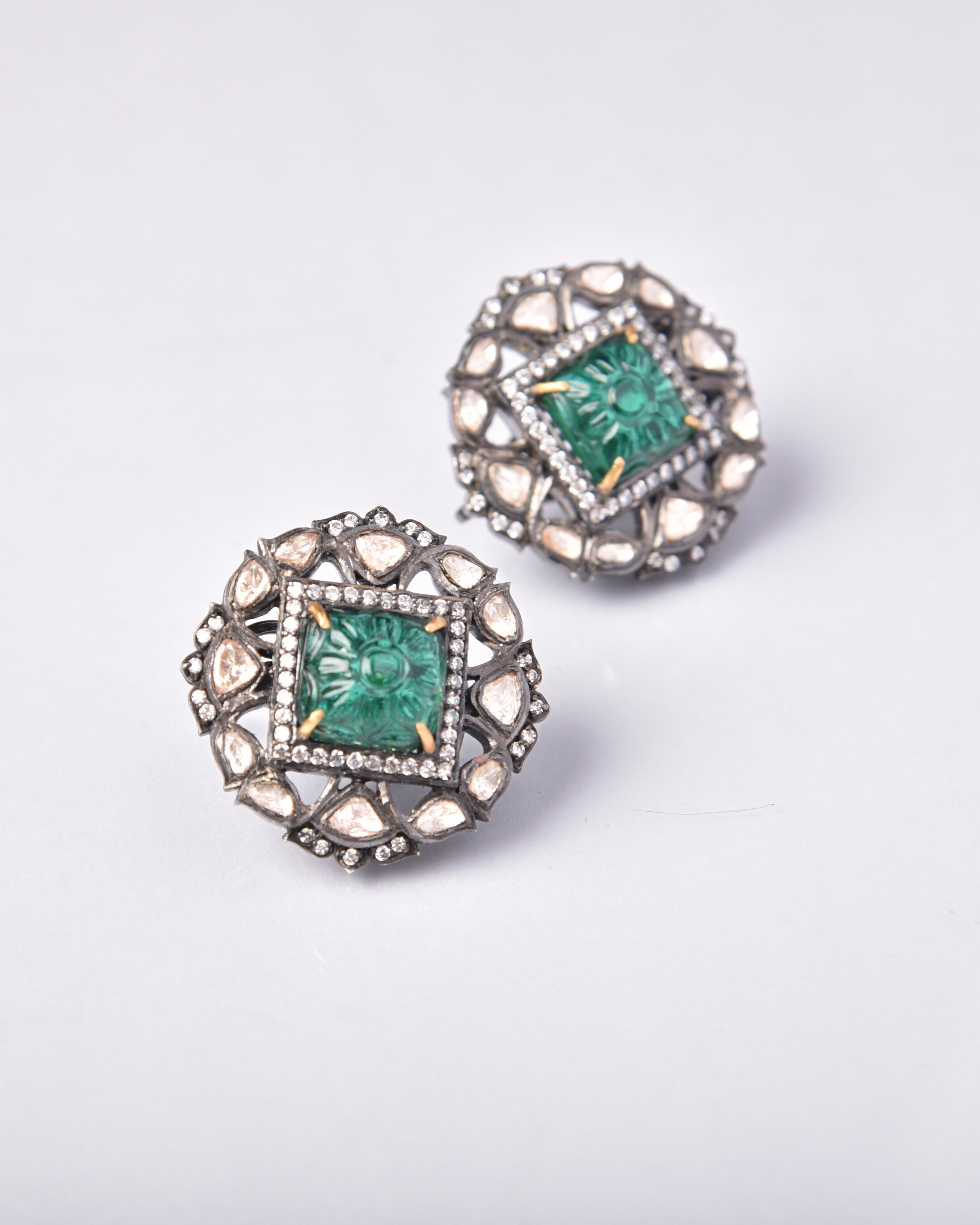 NILOUFER STUDS