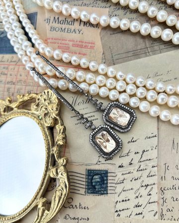 DECO-PILLAR EARRINGS