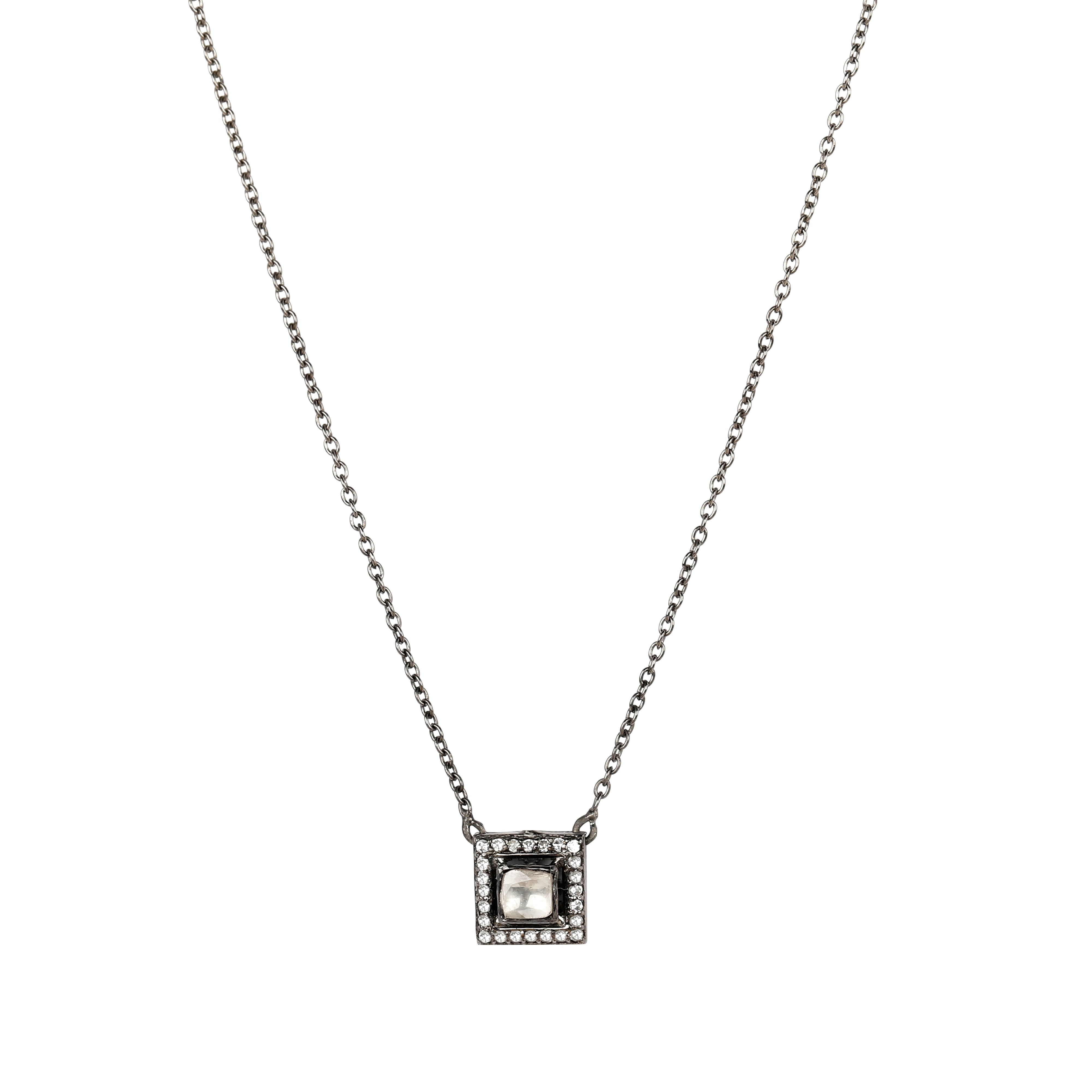 JAHAN NECKLACE