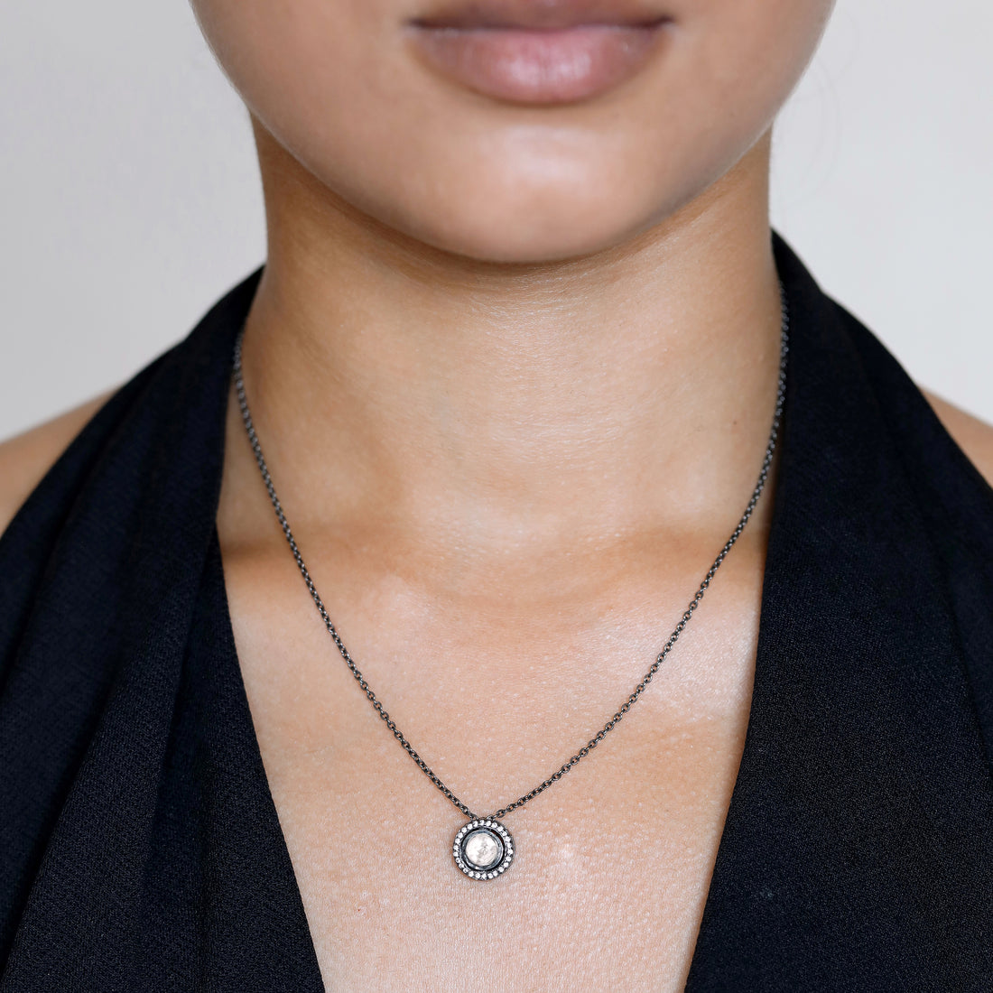SMALL ORBIS NECKLACE