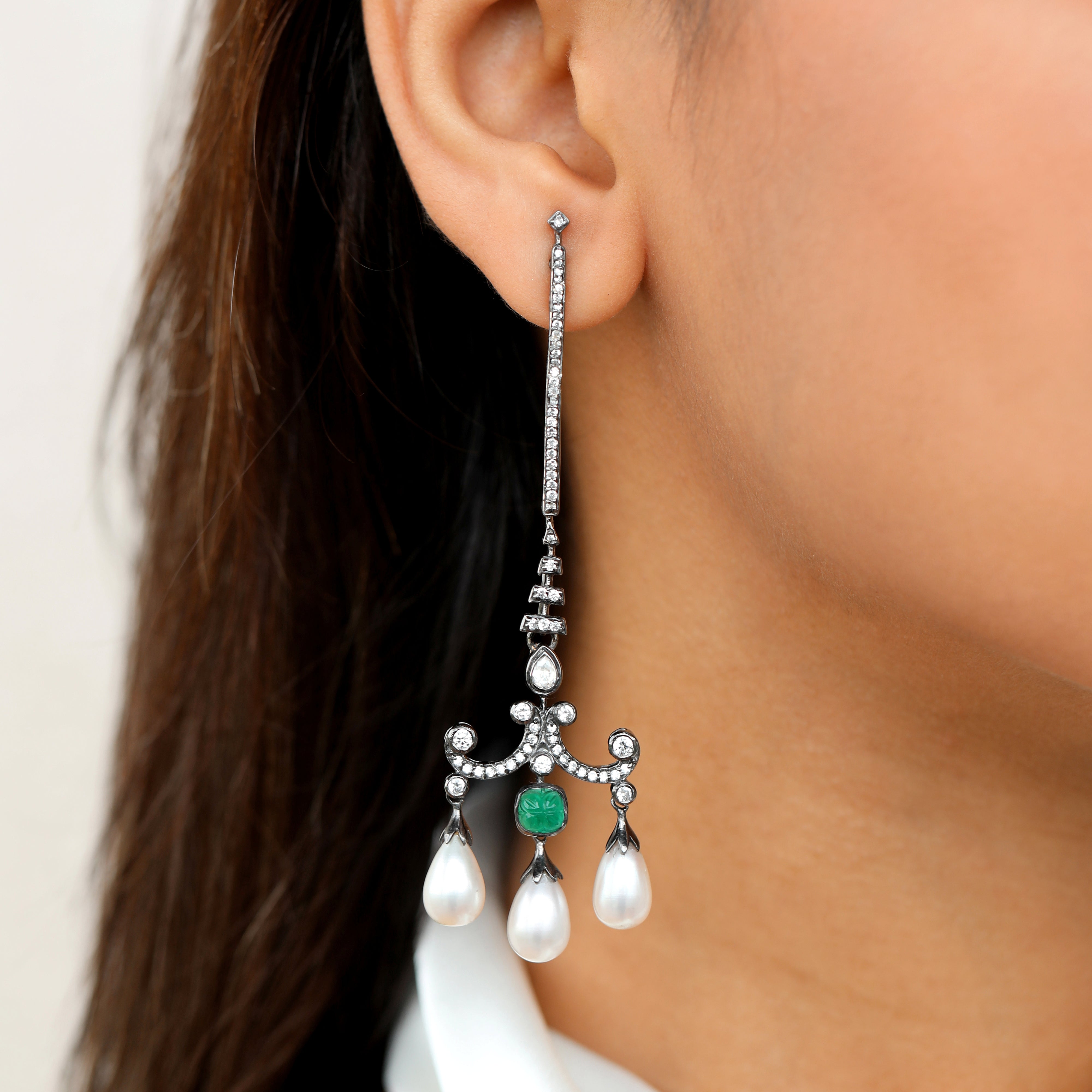 CHANDELIER PILLAR EARRINGS