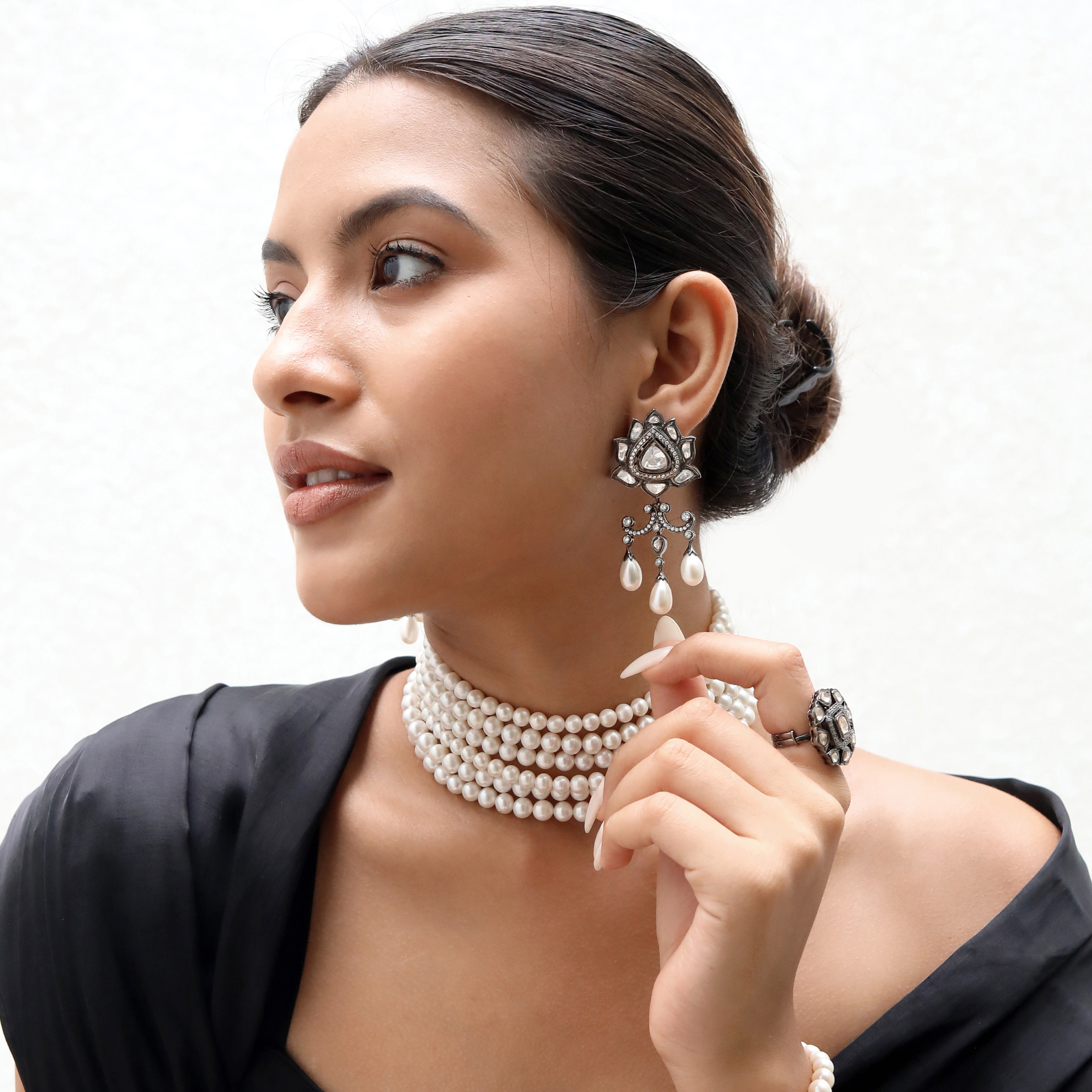 LOTUS NOIR CHANDELIER EARRINGS